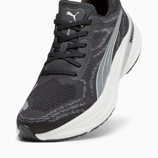 Tenis de correr Magnify NITRO 2 para hombre, PUMA Black-PUMA White-PUMA Silver, extralarge